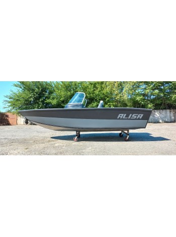 Човен ALISA 520